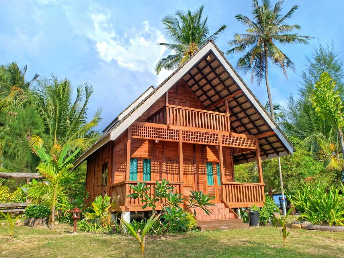 Bayu Lestari Island